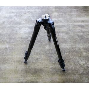Manfrotto Tripod MVT535AQ Aluminum 3-Stage Tripod 4-section Black w/t Ball Head